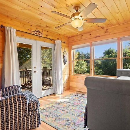 Dream Weaver Cabin Villa Candler Ngoại thất bức ảnh